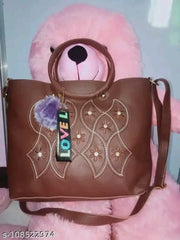 WOMAN SELLING BAG AND ONE TADDY FREE TRANDING STYLISH BAG @theflipzon.com